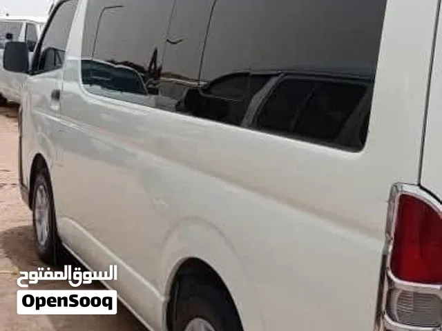 الناس البتفتش عن حاجة نضيفة و مضمونة متوفر  تويوتا هايس موديل 2014... العربية للجادين فقط، والمعاين.