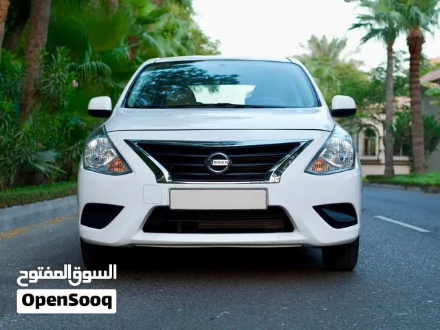 Nissan Sunny 2022
