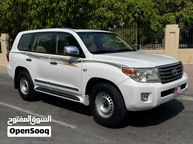 Toyota Land Cruiser vxr 2014