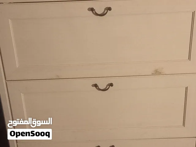 بحالة ممتازة
