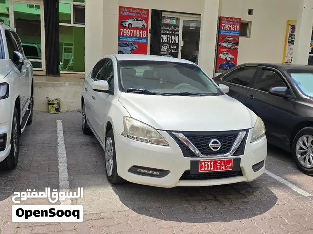 نيسان  سنترا  شهري 180 ,أسبوعي 50 يومي 8 ريال تأمین شامل Nissan Sentra 180 rials per month, 50 week