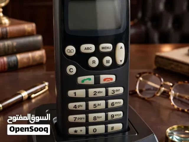 للبيع قطعة انتيكا نادرة - جوال Nokia  كلاسيك مع الشاحن *البيع لأعلى سعر / المزاد
