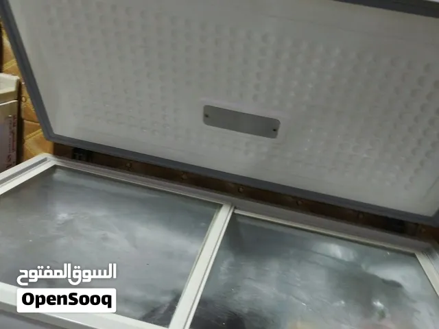 مجمدة او فريزر التبريد والتجميد