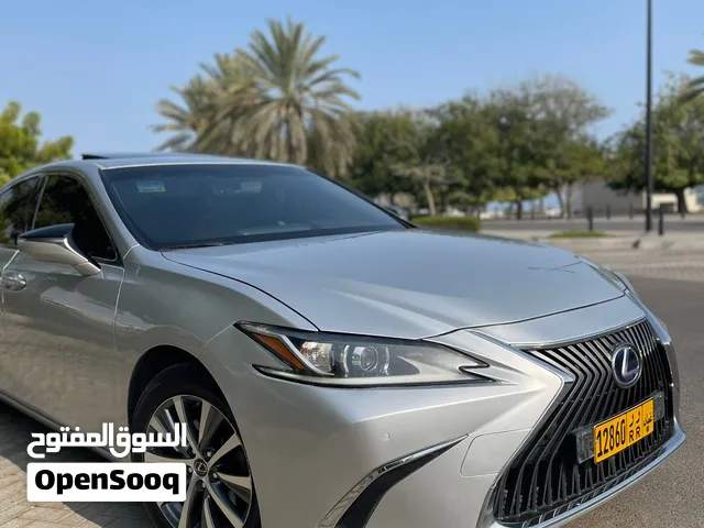 Used Lexus ES in Muscat