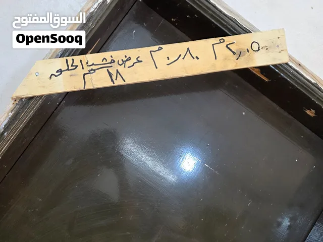 باب خشب سويد كبس زرفيل سويتش كامل مع الحلق جاهز للتركيب .ب 20 دينار.نهائي