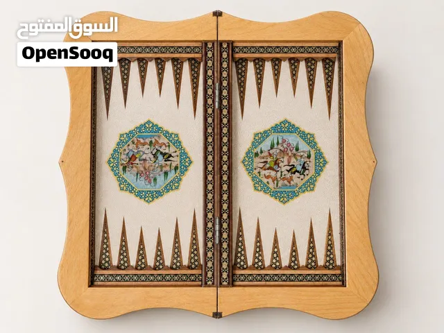 الحرف اليدوية في مجال النقش على الخشب والحرف اليدوية في صناعة الحطام