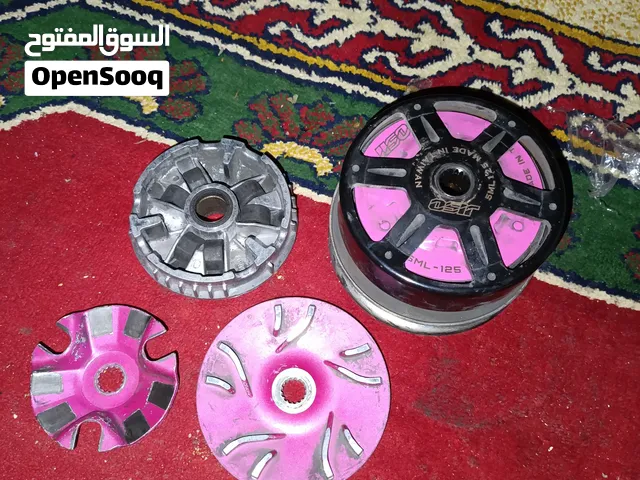 كلجات جبلي يرهم سكنز عام سعرهن 60 وبيهن مجال شي قليل مكاني المطيحه