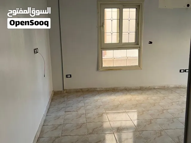 شقة سوبر لوكس للايجار (عائلات فقط)