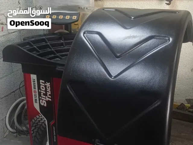 ماكينة فك وتركيب وبالانس جميع إطارات السيارات
