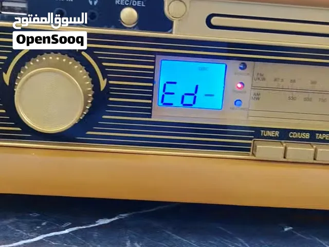 مسجل وراديو خشب كلاسيك حجم عملاق ماركة Denver - جديد غير مستعمل