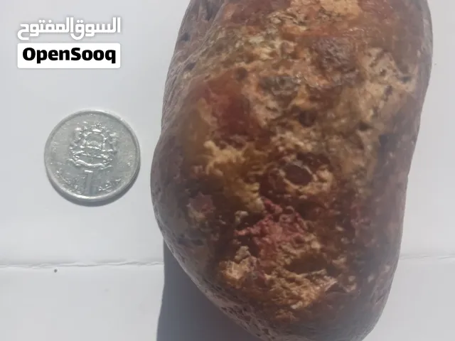أحجار كريمة للبيع