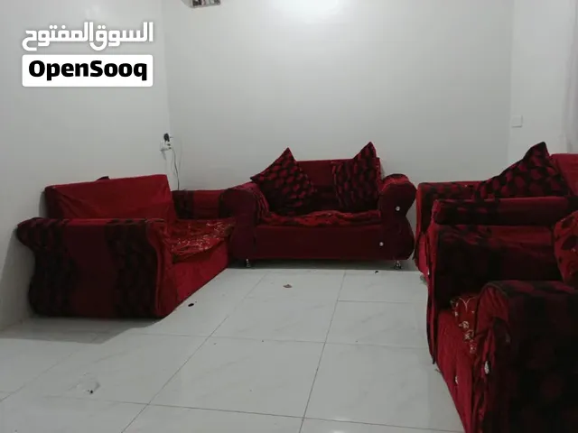 كنب مستخدم ....كما في الصورة فقط ب/ 55 الف ... العنون الروضه