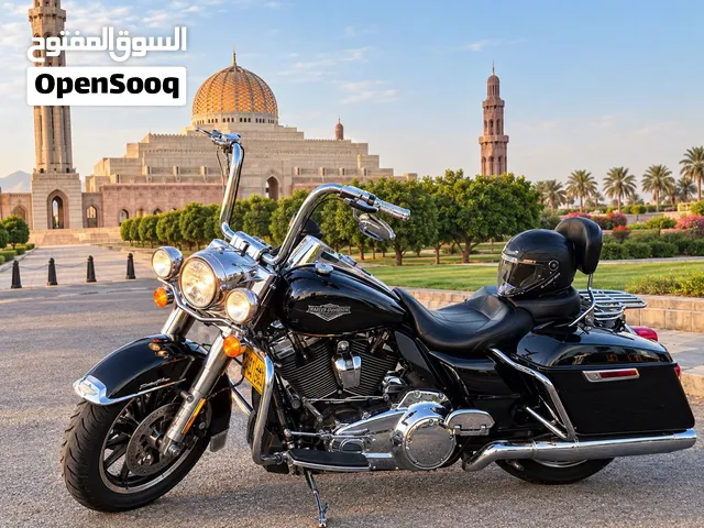 للبيع هارلي ديفيدسون رود كينج كلاسيك – موديل 2018