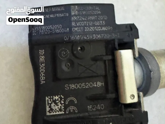 طقم حساسات ضغط إطارات (TPMS) أصلية نيسان / إنفينيتي 433MHz