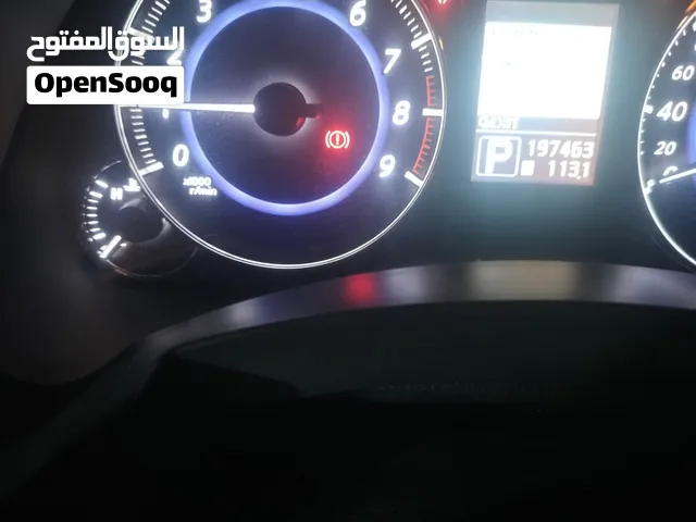 السيارة انفنتي موديل 2012 FX  35 للبيع سياره هاشباك المكان العين الظاهر