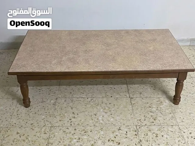 طاولة خشبية زان متعددة الاستخدامات (طاولة وسط / دراسة) بحالة ممتازة
