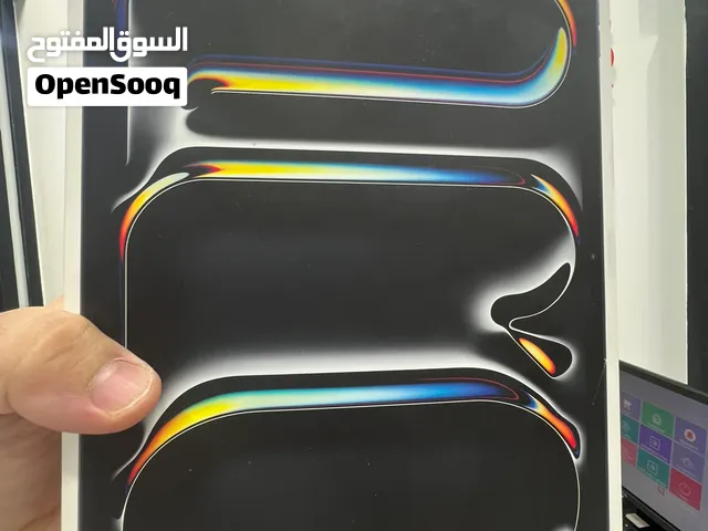 ايباد برو 13 بوصة معالج ( M5) يدعم السيم كارد البطاقة مساحة 256 جيبي أحدث اصدار