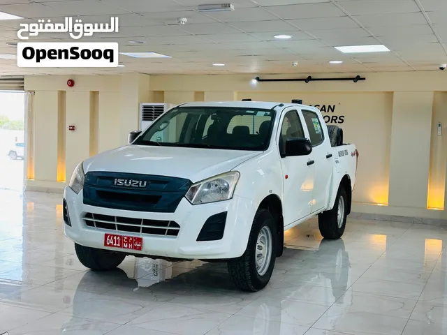 ISUZU D-MAX  2022  OMAN CAR EXCELENT CONDITION