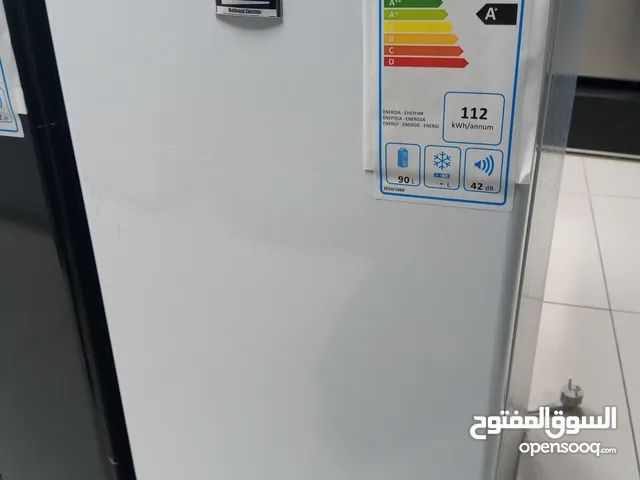 ثلاجة مني بار نيوتن 90 لتر A+ بجميع ألوانها باقل سعر بالمملكه والاسعار عنا تحدي وشامل التوصيل