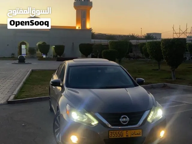 Used Nissan Altima in Al Dakhiliya