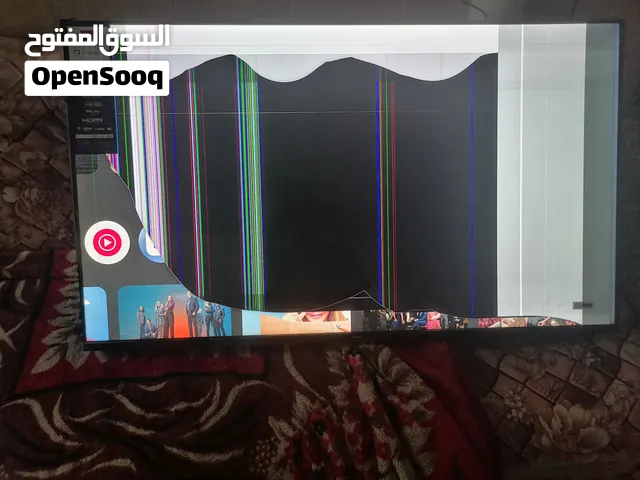 للبيع شاشه مطلوب فيها 30 مستخدمه اسبواع فقط خربانه فيها شاشه