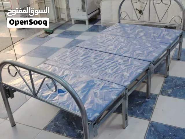 سرير للبيع ما مستعمل اريده اشتريته ب150 اريده ب100