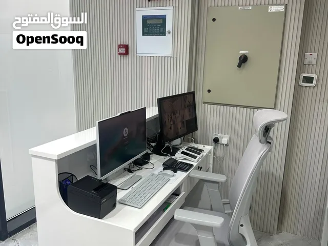 مغسله ملابس مجهزها في الكامل في شاطئ الراحة مع سياره فإن مديل 2022
