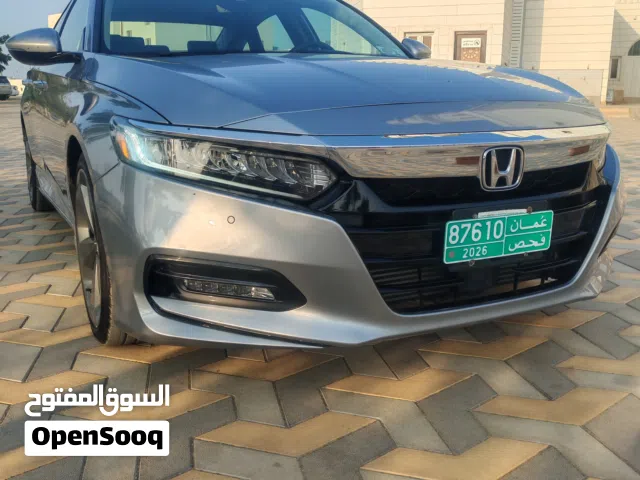 للبيع هوندا اكورد تورنج اعلا مواصفات في الاكورد