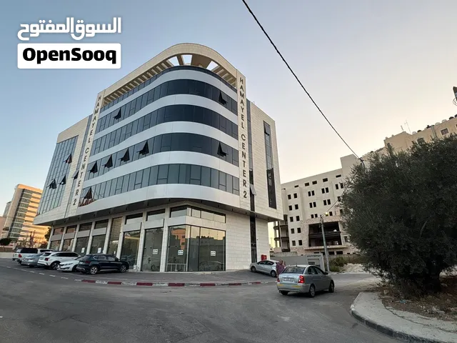 مكتب للإيجار