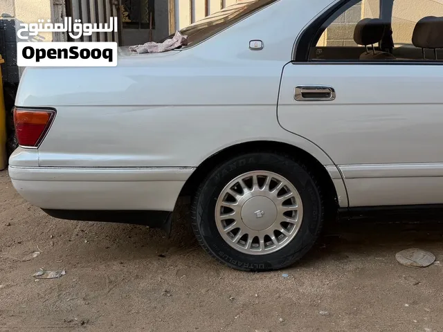 بطه كراون ابو التاج