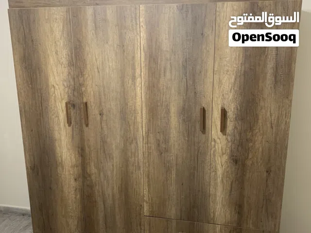 خزانة اربع درف حجم كبير عرض 180 سم