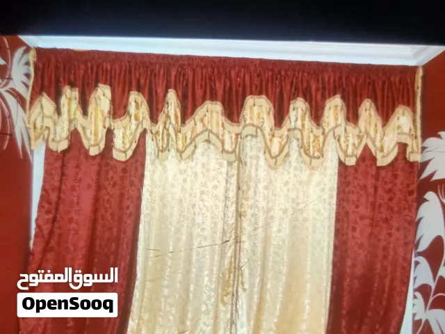 ستائر مستعمله بحاله جيده