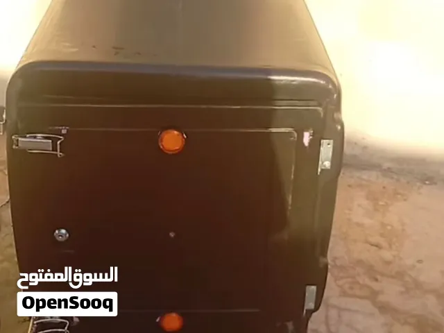 رايد صندوك مثل الي بالصوره لعنده يراسلني