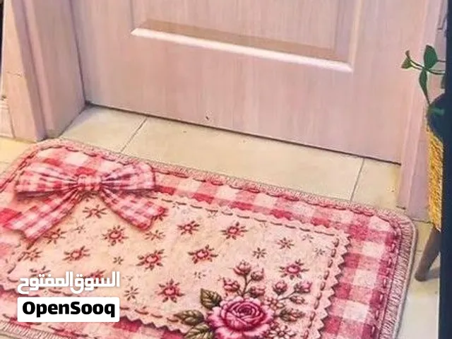 موكيت رسومات تجنن دواسات أرضية 3D فخمة بتصميم ورود وفراشات - بحالة ممتازة