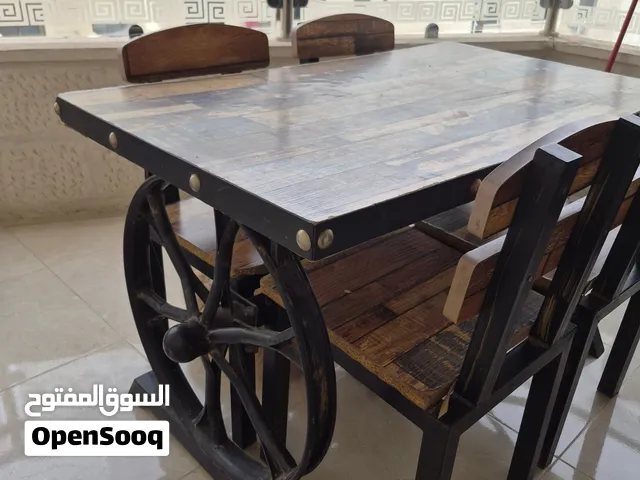 طاولة سفره