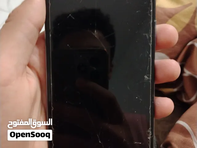 خذ تلفون من هاي التلفونات مقابل اعطيني حساب الاثنين بدهن شاشه حق الشاشة او 5.10 وجه لوجه أو أنت اول