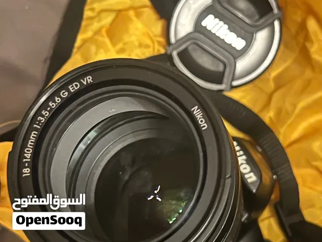 كاميرا نيكون Nikon D 3000 وعدسة 18 140 mm