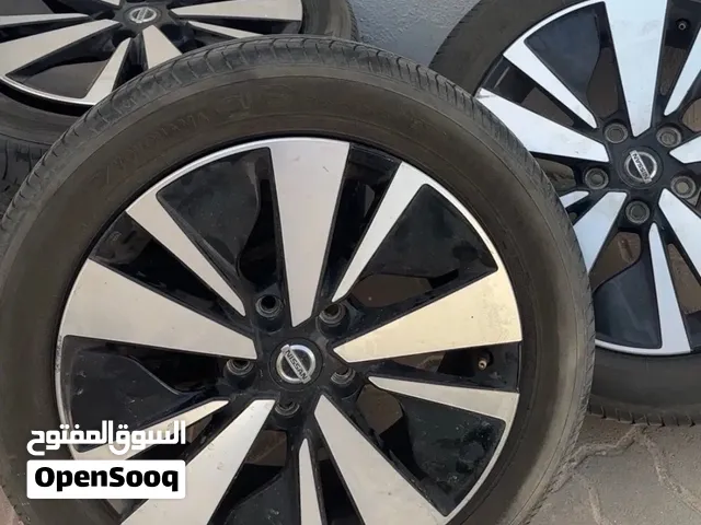 للبيع 4 رنقات التيما 2019+ أصليات مقاس 17 و معاهم تواير يابنيات مستعمله السعر 1500 شامل التواير