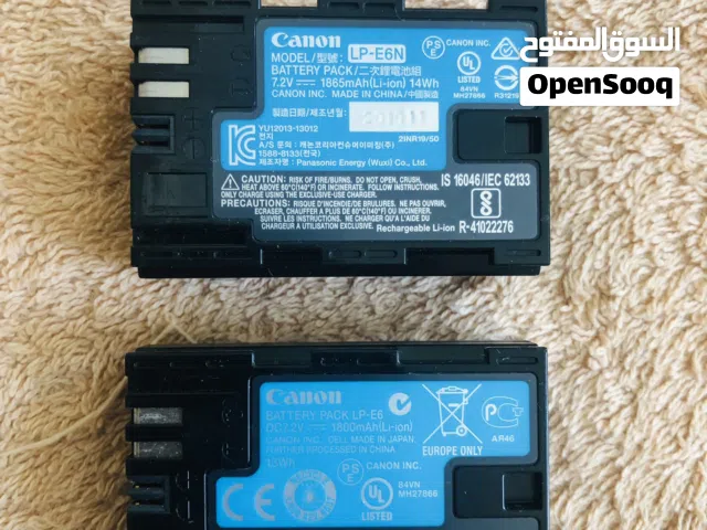 للبيع عدد 2 بطاريات كانون 5 دي مارك 4 الاصليه استعمال بيسط جدا