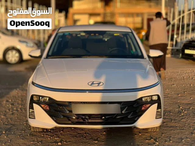 2025 هيونداي اكسنت Limited