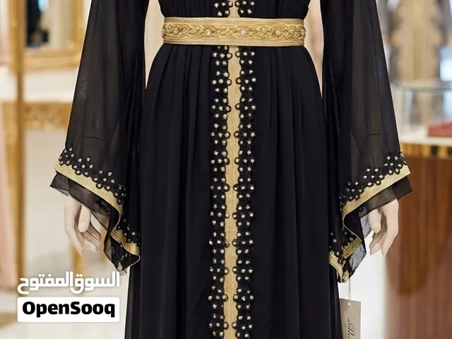 قفطان مغربي أسود وذهبي  ، قياس 2XL ، سعر 15 ريال ( قابل للتفاوض )  مستعمل لمرة واحدة فقط