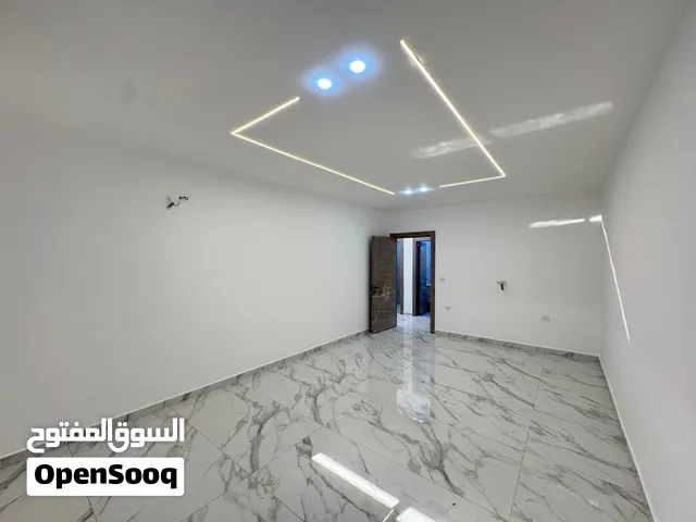 للبيع: شقة طابق أول خلفية فاخرة في طبربور بسعر مميز!