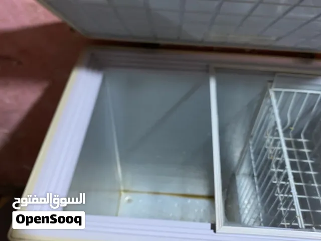 السلام عليكم مجمده سعر مناسب اقرا الوصف