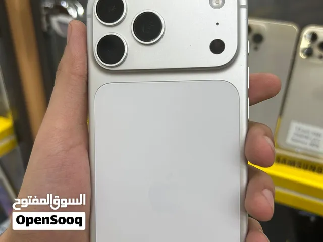 ايفون 17برو ماكس بطاريه 96 ذاكره 512 الجهاز شريحه الكترونيه جهاز نضيف كلش