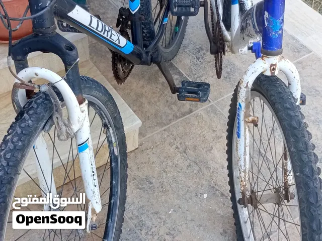 دراجة عدد 2للبيع مقاس 26..24 ماركة أجنبية
