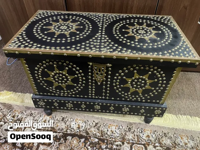 مندوس عماني تراثي أصلي مزخرف بالنحاس (عمر 20 سنة) بحالة ممتازة