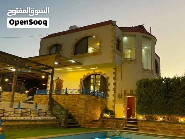 مزرعه في جلعد السلط بعد منتزه زي القومي المساحه 2 دونم بيت دوبلكس طابقين 250 م مساحة كل طابق 12