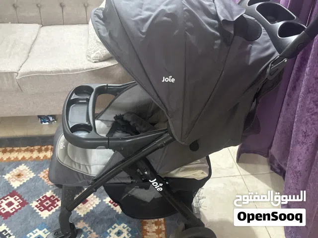 عربة اطفال joie من center point