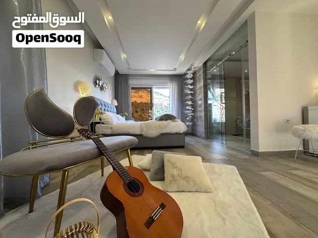 شاليه او مزرعة  شاليه للاستخدام الشخصي او الاستثمار بمكان مسور وحماية 24 ساعة