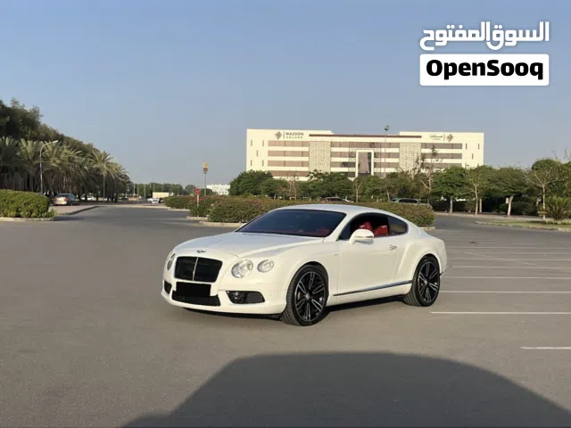 بنتلي جيتي GT الإيجار اليومي